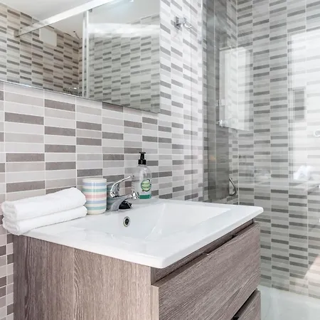 Beachfront Studio, El Palo - Tcm Apartment Malaga