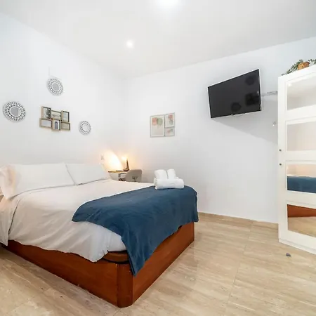 Apartment Beachfront Studio, El Palo - Tcm Malaga